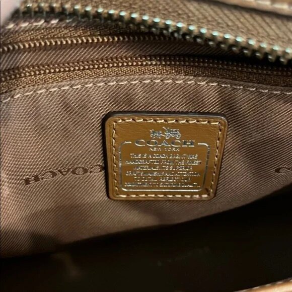 Coach Swagger 27 Pebbled Brown Leather Bag - Picture 7 of 7